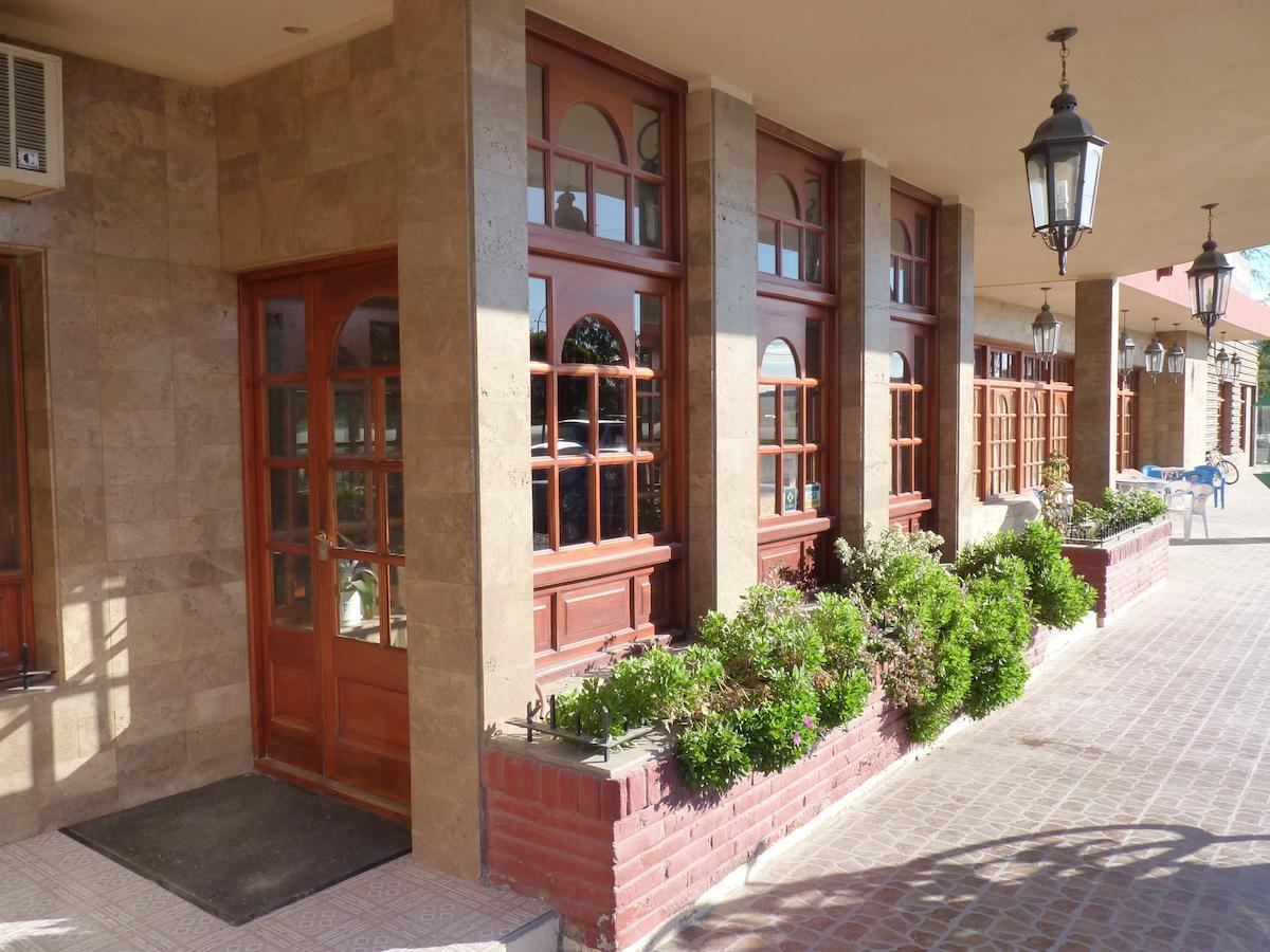 Hotel Quelu Leufu Río Colorado Zewnętrze zdjęcie
